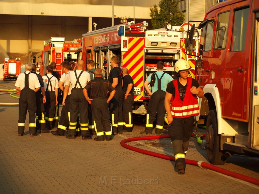 Feuer5 Koeln Niehl GVG Geestemuenderstr P272.JPG